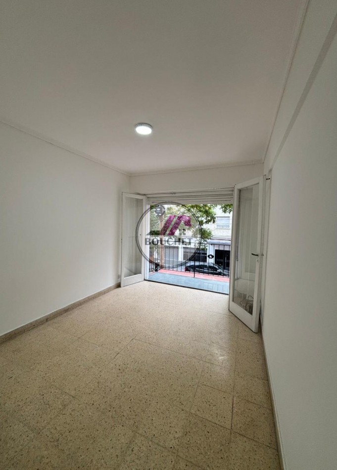 DEPARTAMENTO 2 AMBIENTE CON DEPENDENCIA Y PATIO EN VENTA | ZONA ALDREY