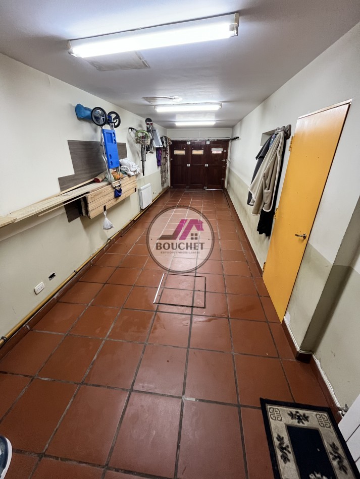 CHALET 5 AMBIENTES, GARAGE QUINCHO DOBLE Y JARDIN EN VENTA | PUNTA MOGOTES