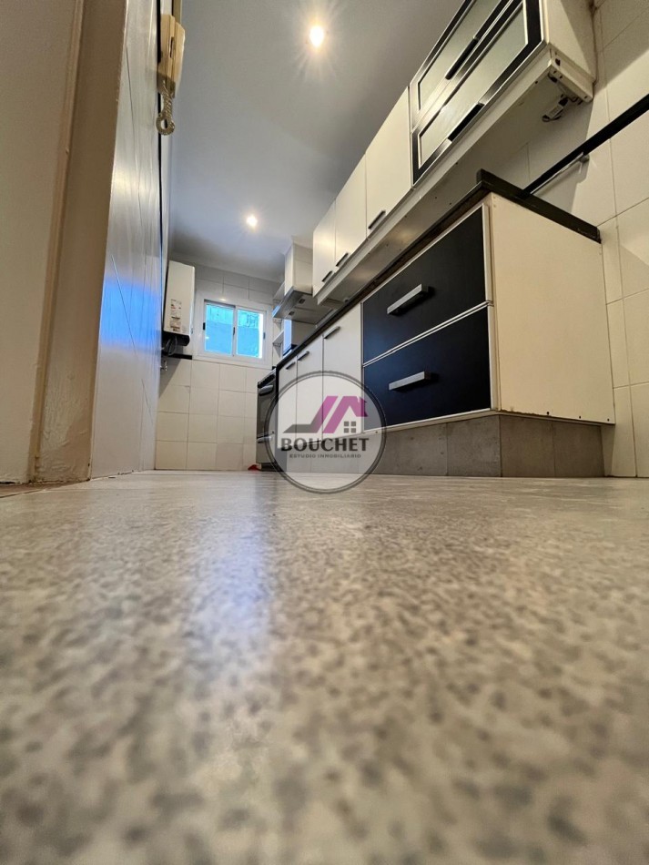 VENDO DEPARTAMENTO 3 AMBIENTES CON COCHERA PLAZA MITRE
