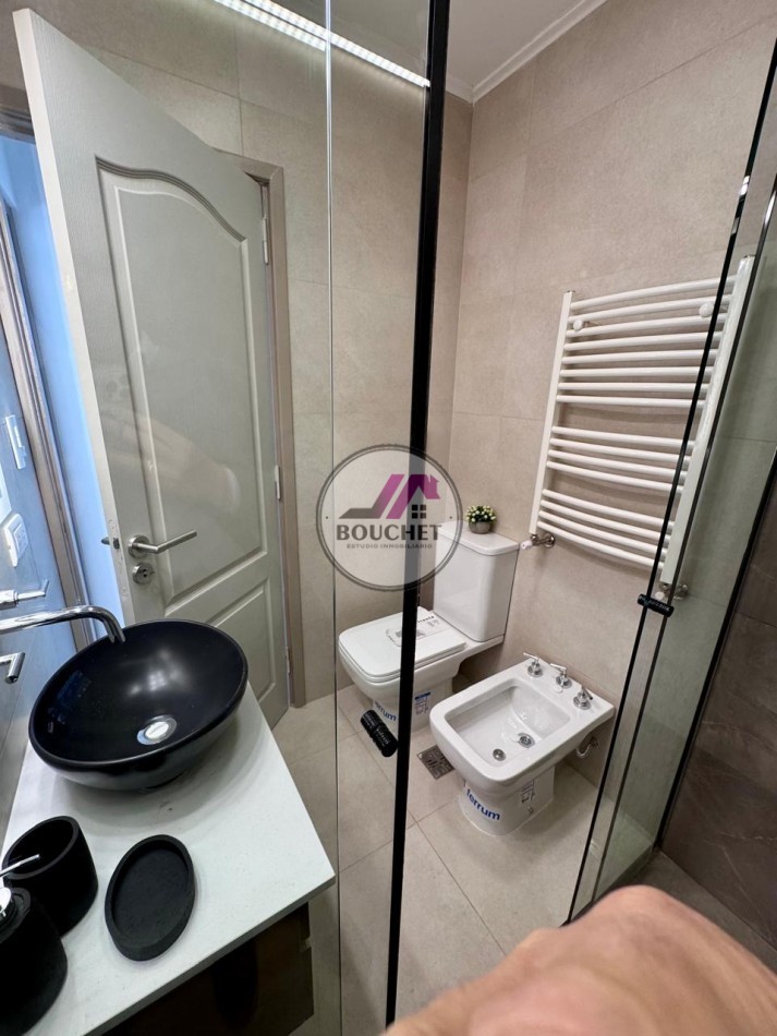 DEPARTAMENTO 3 AMBIENTES RECICLADO CON BALCON EN VENTA | PLAZA MITRE