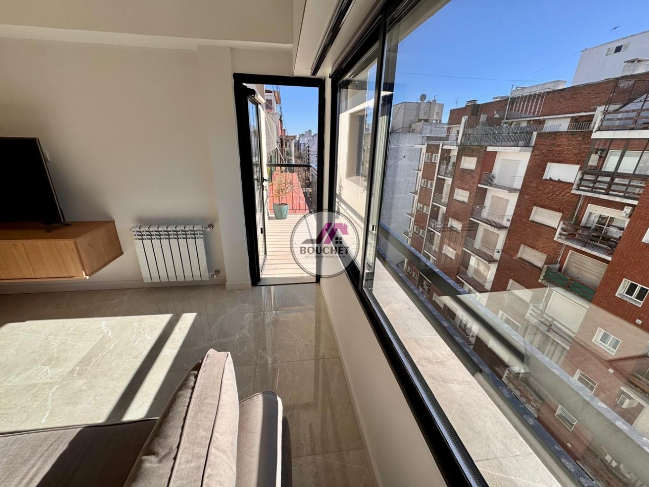 DEPARTAMENTO 3 AMBIENTES RECICLADO CON BALCON EN VENTA | PLAZA MITRE