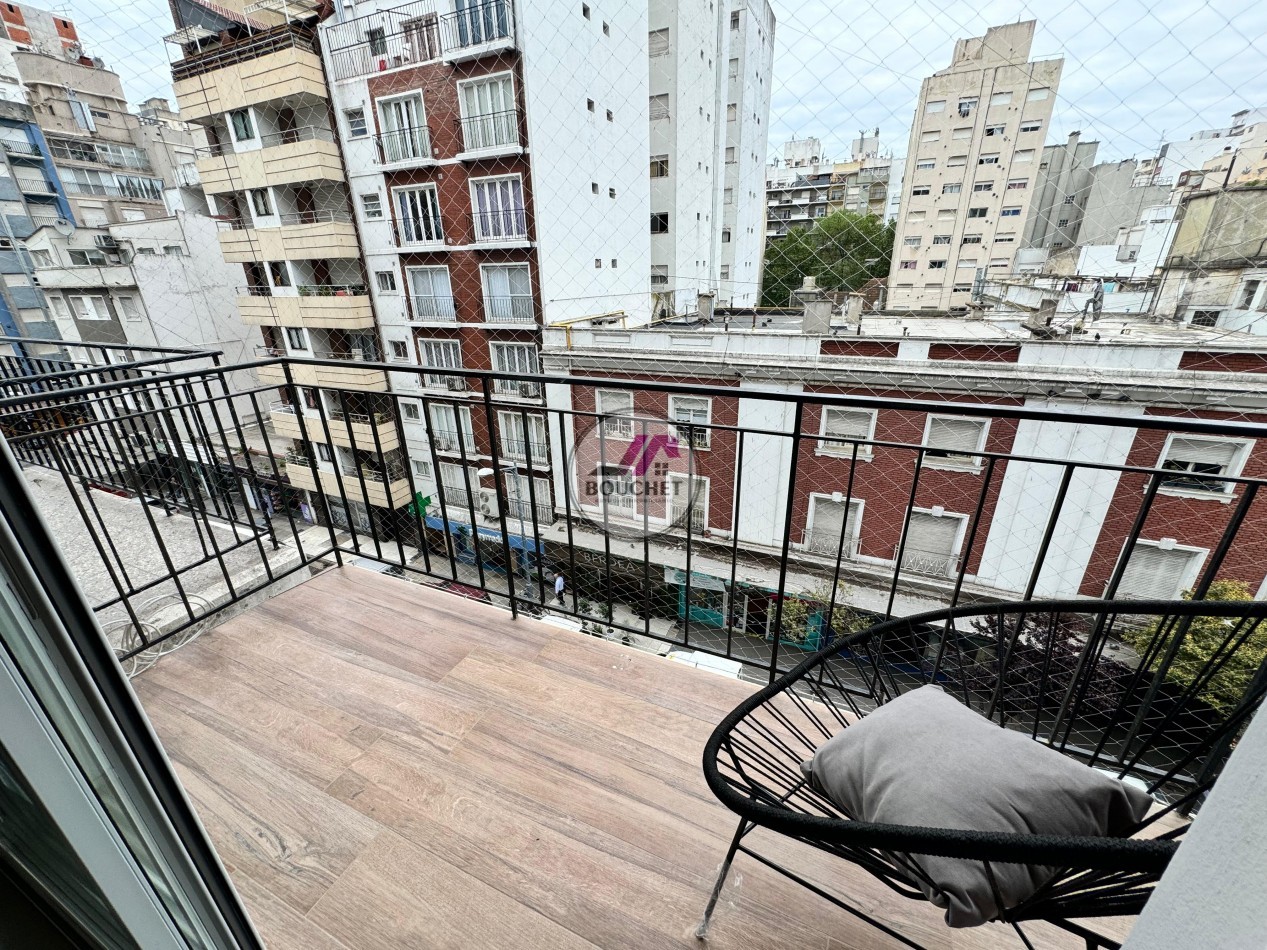 VENDO DEPARTAMENTO 2 AMBIENTES CON DEPENDENCIA Y BALCON