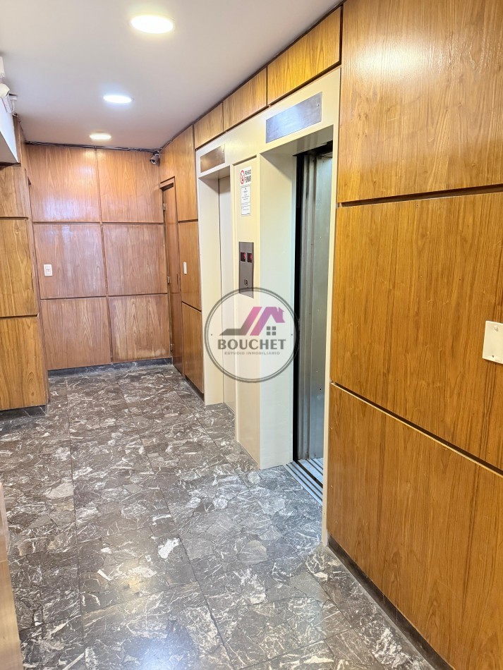 DEPARTAMENTO 2 AMBIENTE CON BALCON EN VENTA | PEATONAL CENTRO
