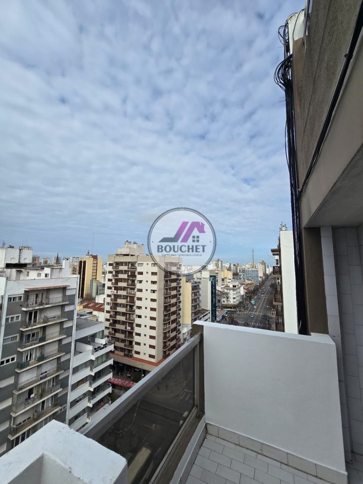 VENDO DEPARTAMENTO 2 AMBIENTES A LA CALLE CON COCHERA