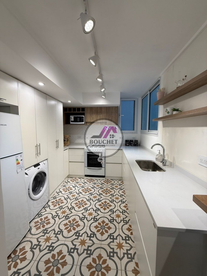 VENDO DEPARTAMENTO 3 AMBIENTES CON BALCON SALIENTE