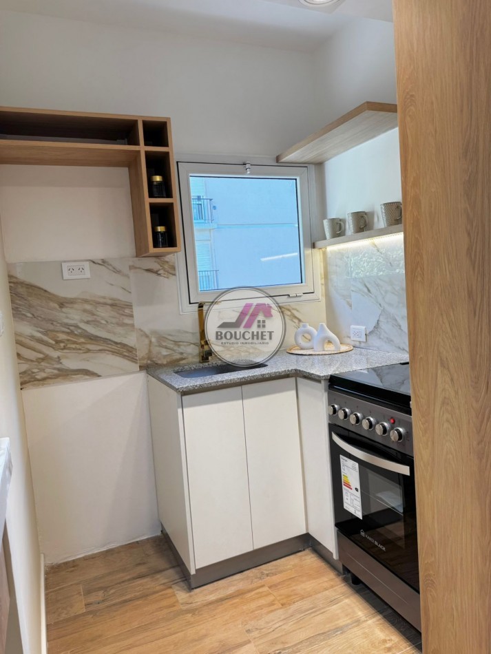 DEPARTAMENTO MONOAMBIENTE RECICLADO A LA CALLE EN VENTA | PLAZA COLON