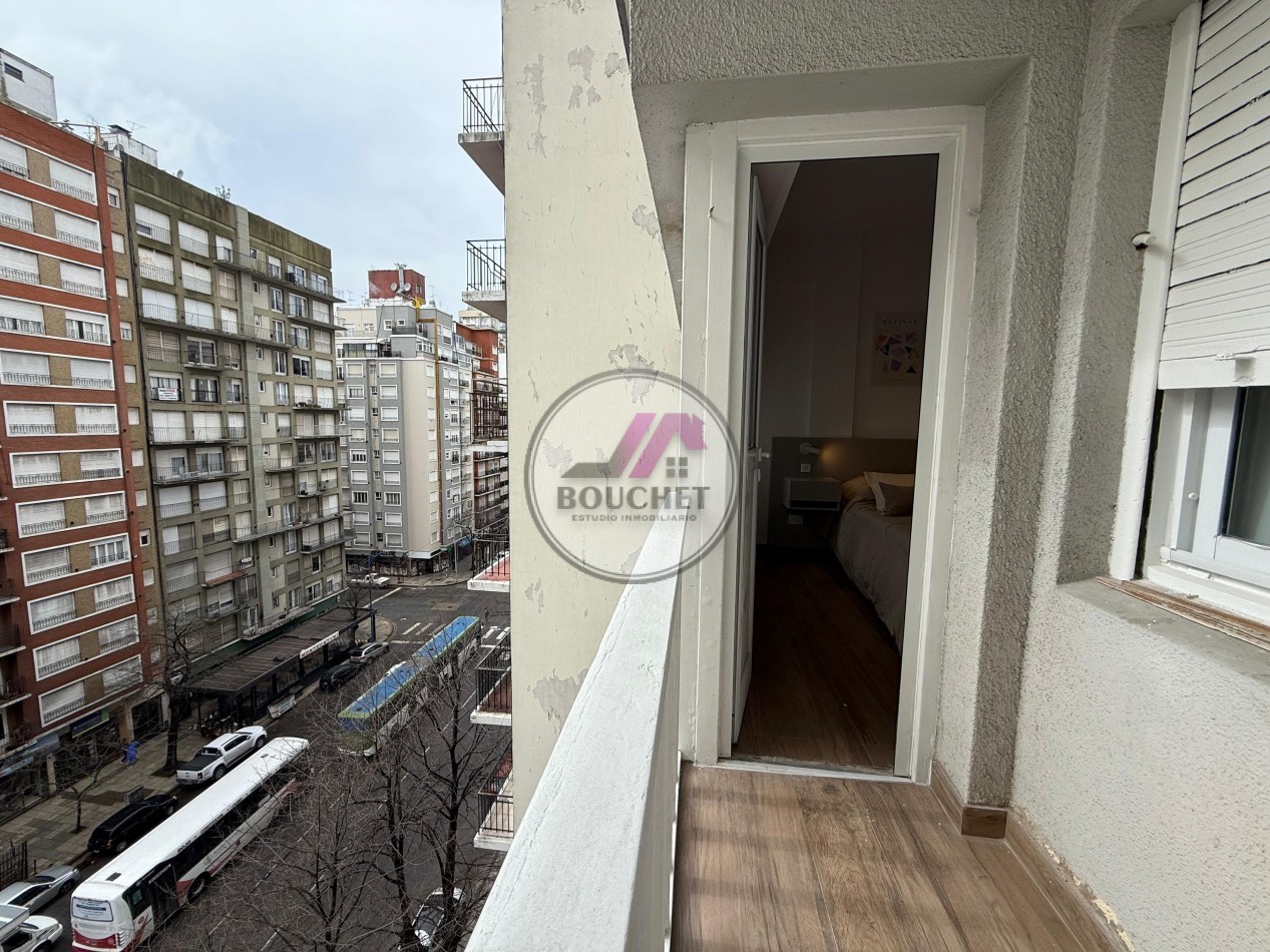 DEPARTAMENTO 3 AMBIENTES RECICLADO INVERTIDO CON BALCON EN VENTA | PLAZA COLON