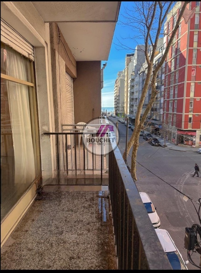 DEPARTAMENTO 2 AMBIENTES A LA CALLE CON BALCON EN VENTA | PLAZA COLON