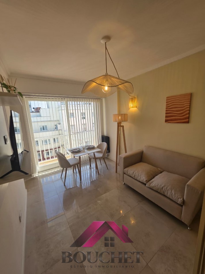 DEPARTAMENTO MONOAMBIENTE CON BALCON | PLAZA COLON 