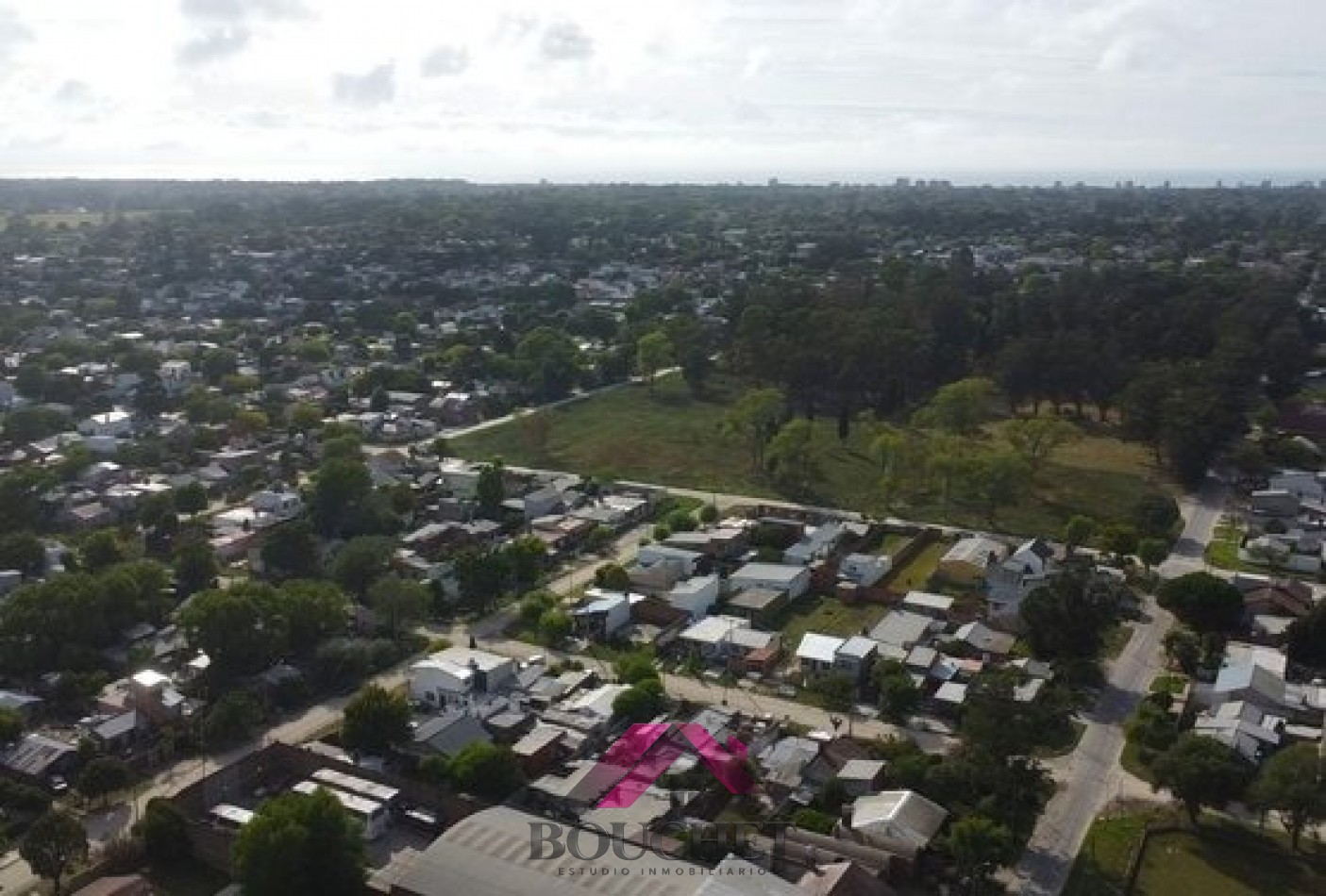 LOTE AMPLIO EN PH EN VENTA | BARRIO AEROPARQUE