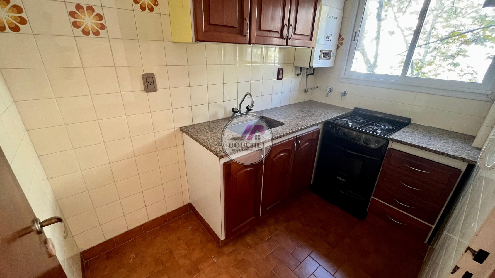 DEPARTAMENTO MONOAMBIENTE CON BALCON EN VENTA | LA PERLA