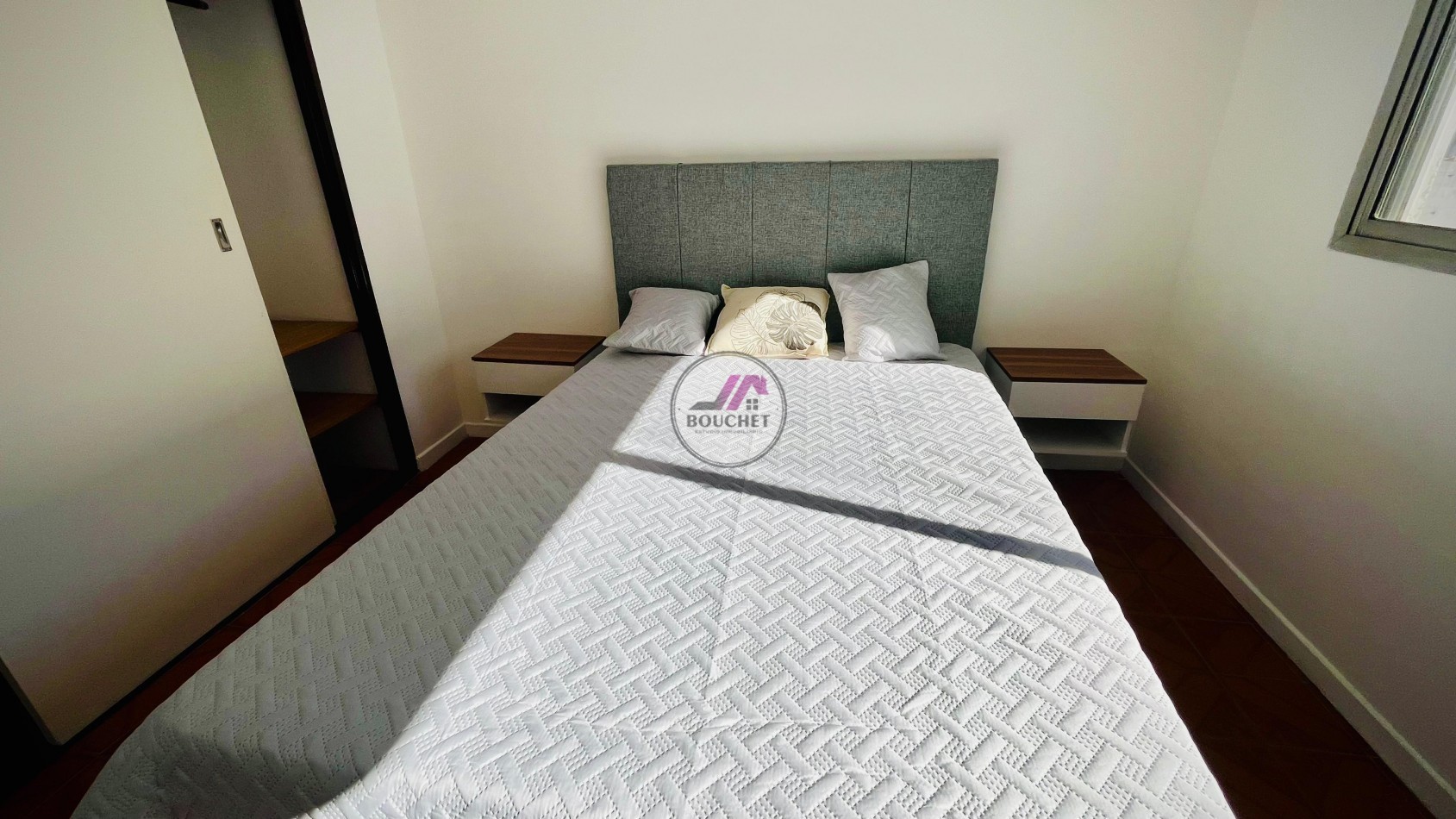 DEPARTAMENTO 2 AMBIENTES A LA CALLE BALCON Y COCHERA EN VENTA | LA PERLA