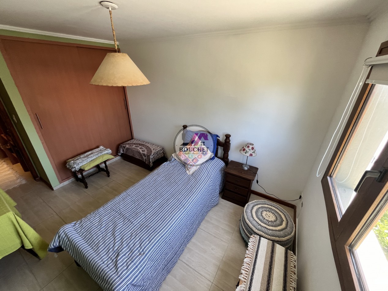 CHALET 5 AMBIENTES, GARAGE QUINCHO DOBLE Y JARDIN EN VENTA | PUNTA MOGOTES
