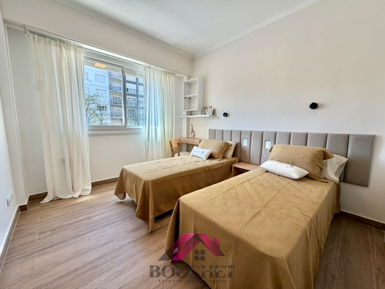 DEPARTAMENTO 3 AMBIENTES A LA CALLE CON BALCON | PLAZA COLON 