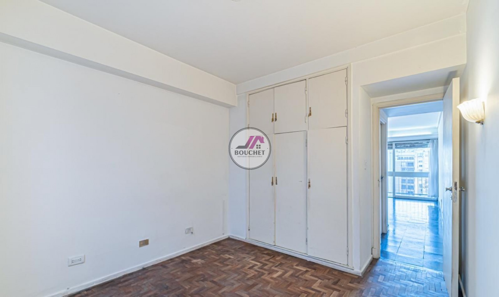 DEPARTAMENTO 2 AMBIENTES CON DEPENDENCIA Y COCHERA EN VENTA | PLAZA COLON
