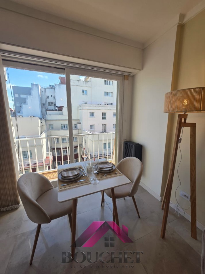 DEPARTAMENTO MONOAMBIENTE CON BALCON | PLAZA COLON 