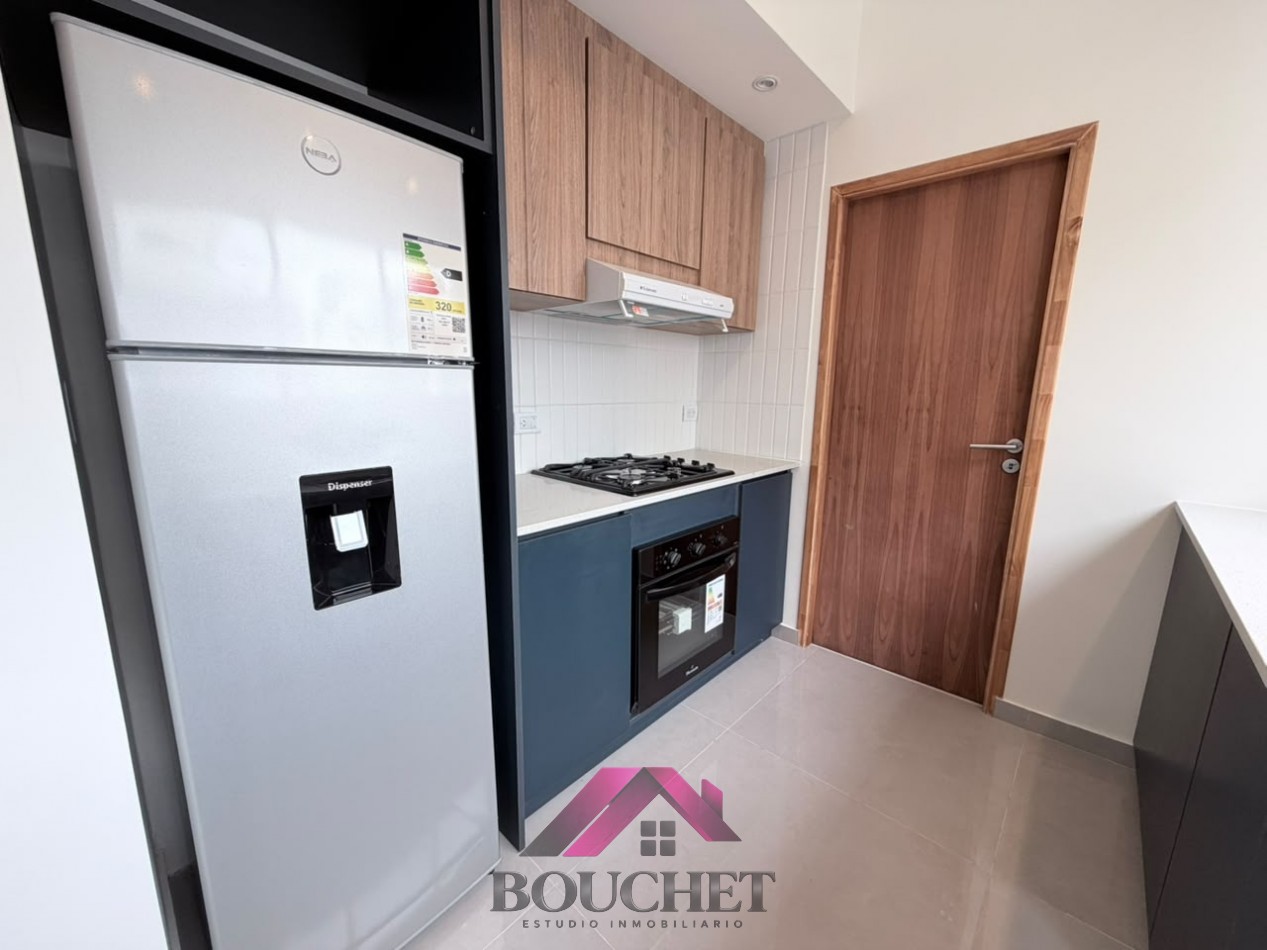 DEPARTAMENTO 3 AMBIENTES DOBLE BALCON EN VENTA | CENTRO