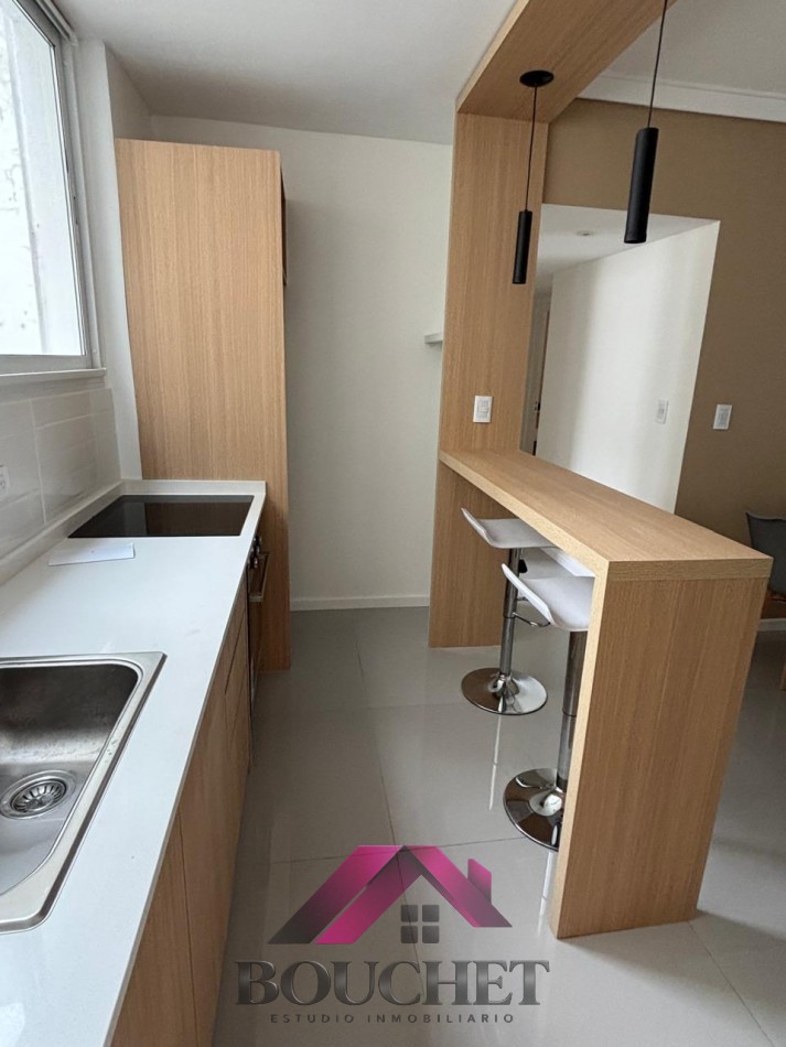DEPARTAMENTO 3 AMBIENTES CON DEPENDENCIA FRENTE CON BALCON | LA PERLA SUR 