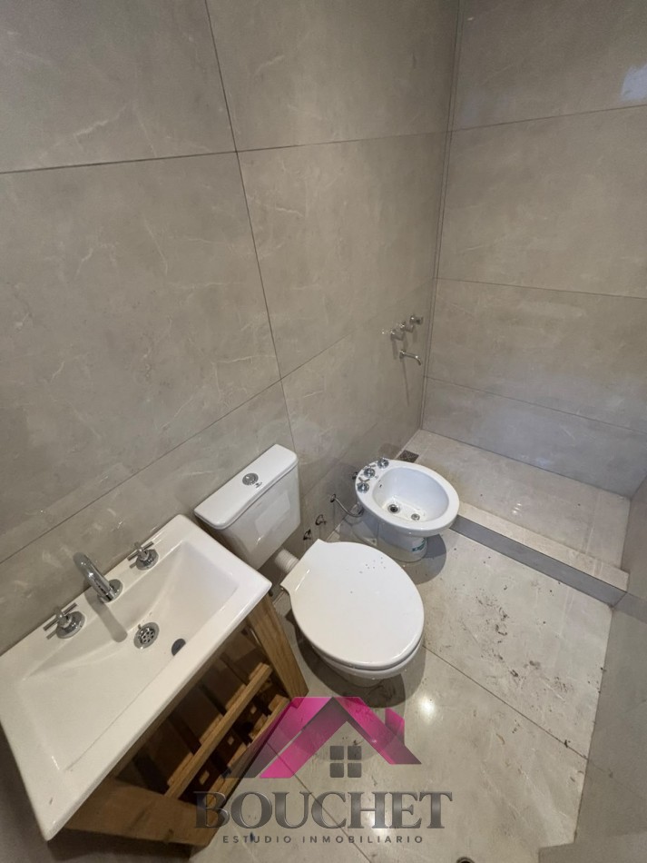 CHALET 3 AMBIENTES EN PH GARAGE Y PATIO | CHAUVIN 