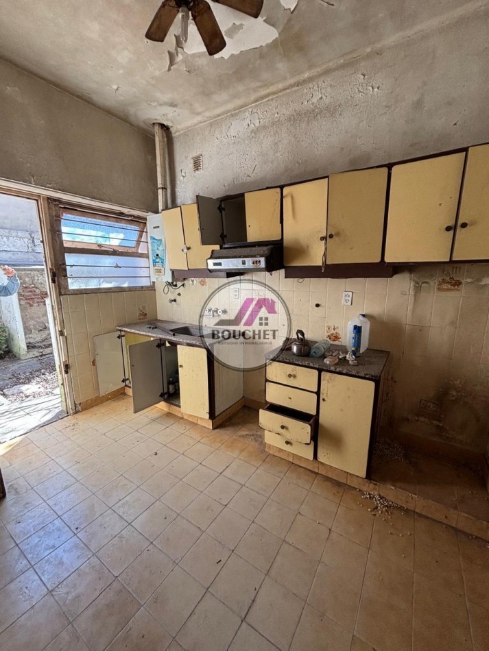 CASA 3 AMBIENTES A RECICLAR EN VENTA | CONSTITUCION