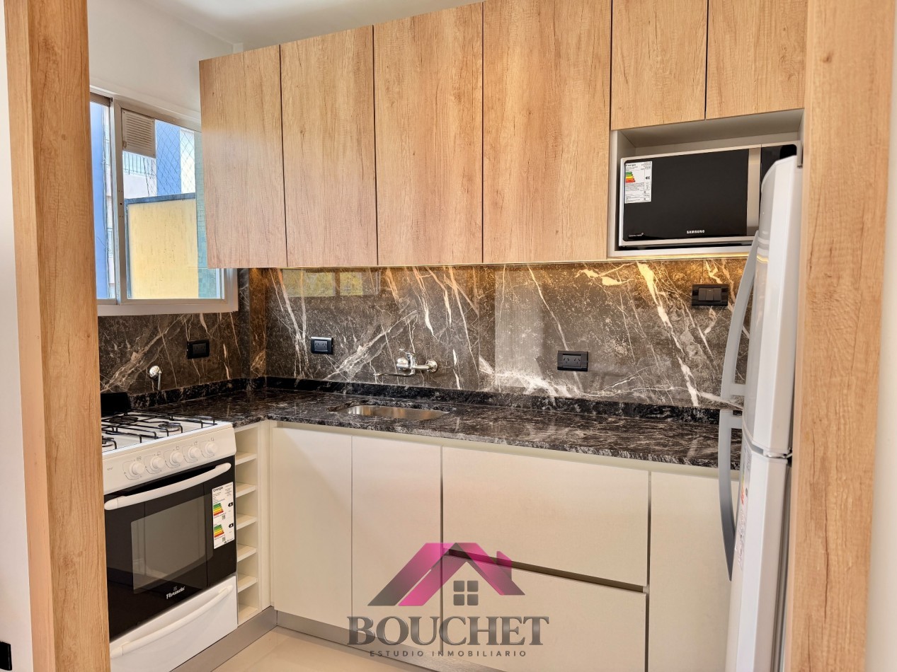 DEPARTAMENTO 2 AMBIENTES CON BALCON | CENTRO