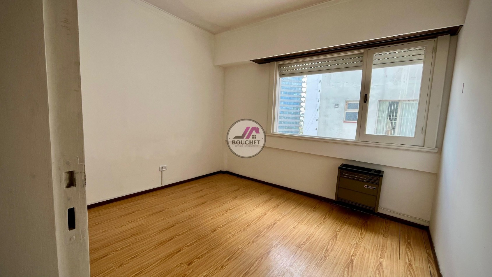 DEPARTAMENTO 2 AMBIENTES CON BALCON A COLON EN VENTA| PLAZA MITRE