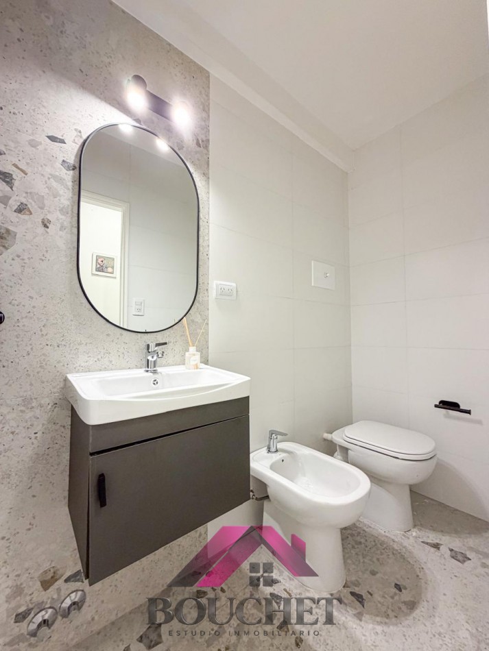 DEPARTAMENTO 2 AMBIENTES A LA CALLE EN VENTA | CENTRO