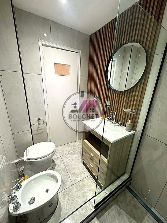 DEPARTAMENTO 3 AMBIENTES CON BALCON CORRIDO EN VENTA | CENTRO