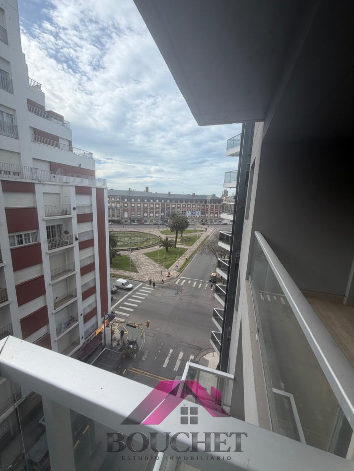 DEPARTAMENTO 2 AMBIENTES A LA CALLE CON BALCON | PLAZA COLON 