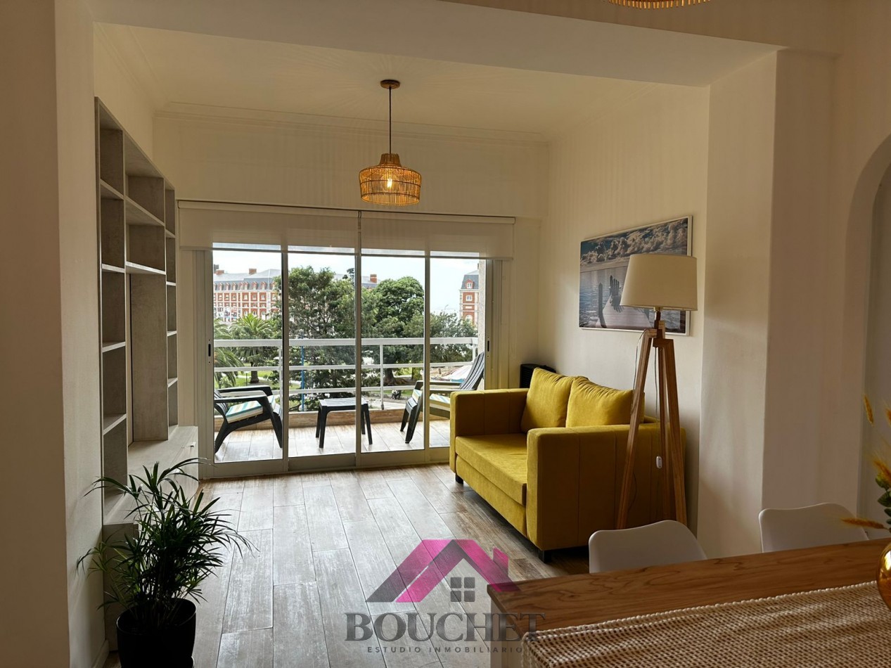OPORTUNIDAD 2 AMBIENTES CON BALCON FRENTE A PLAZA COLON