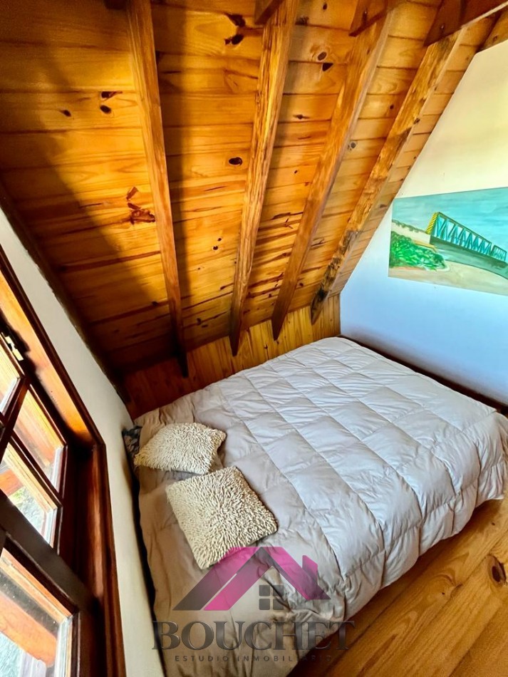 CASA ALPINA 4 AMBIENTES, GARAGE Y PARQUE EN VENTA | PUNTA MOGOTES