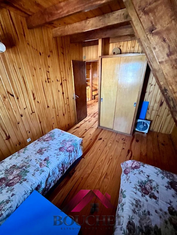 CASA ALPINA 4 AMBIENTES, GARAGE Y PARQUE EN VENTA | PUNTA MOGOTES