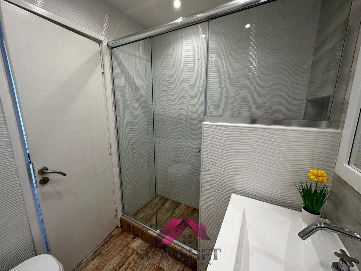 OPORTUNIDAD 2 AMBIENTES CON BALCON FRENTE A PLAZA COLON