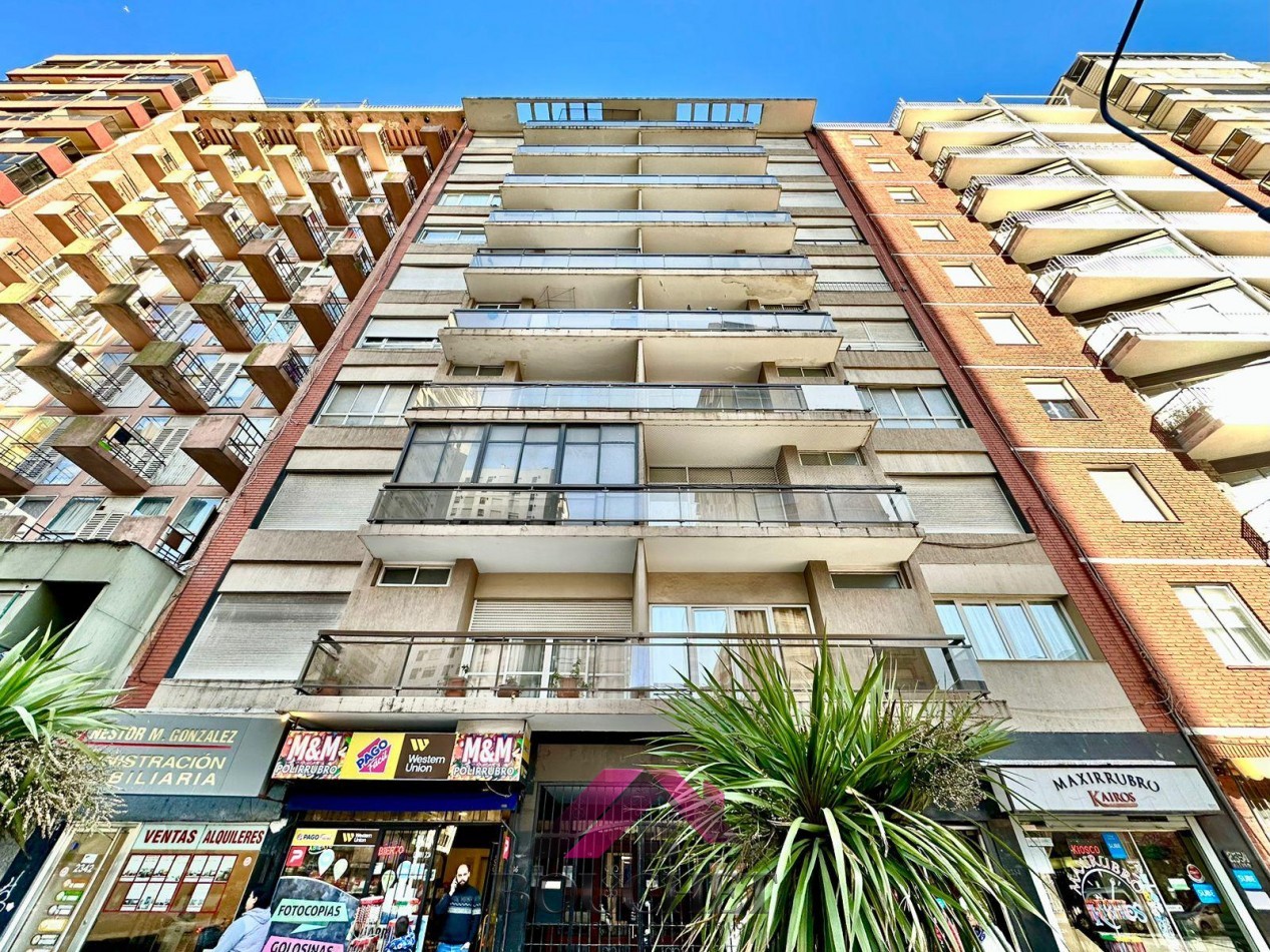 VENDO DEPARTAMENTO MONOAMBIENTE ORIGINAL CENTRO