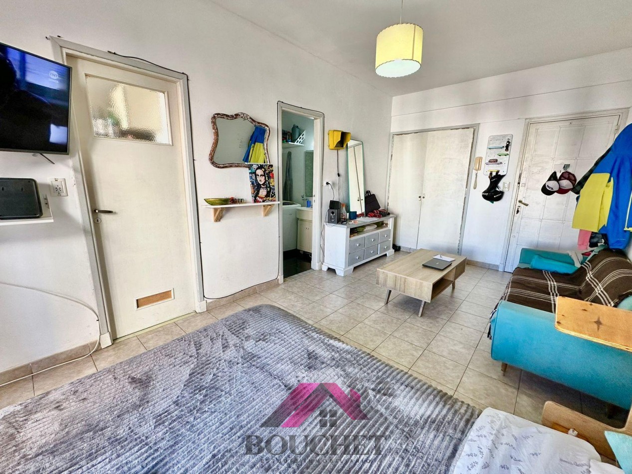 VENDO DEPARTAMENTO MONOAMBIENTE ORIGINAL CENTRO