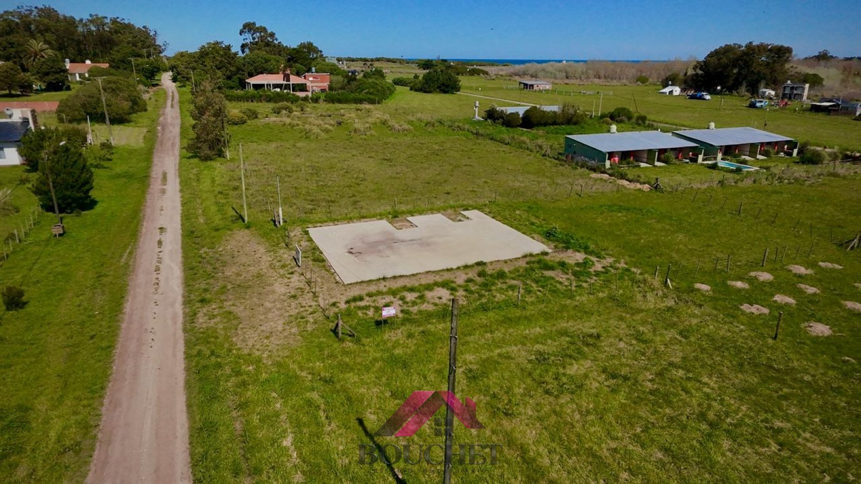 LOTE CON MEJORAS Y SERVICIOS EN VENTA | SAN EDUARDO DEL MAR