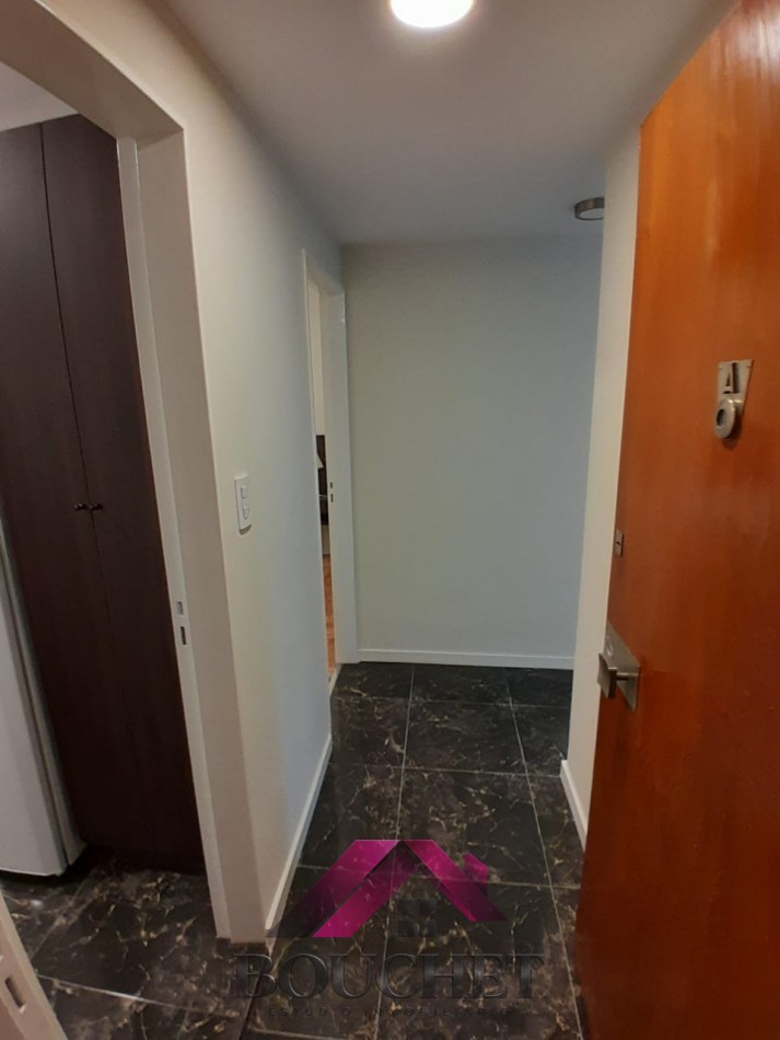 DEPARTAMENTO 2 AMBIENTES CON DEPENDENCIA Y COCHERA EN VENTA | CENTRO