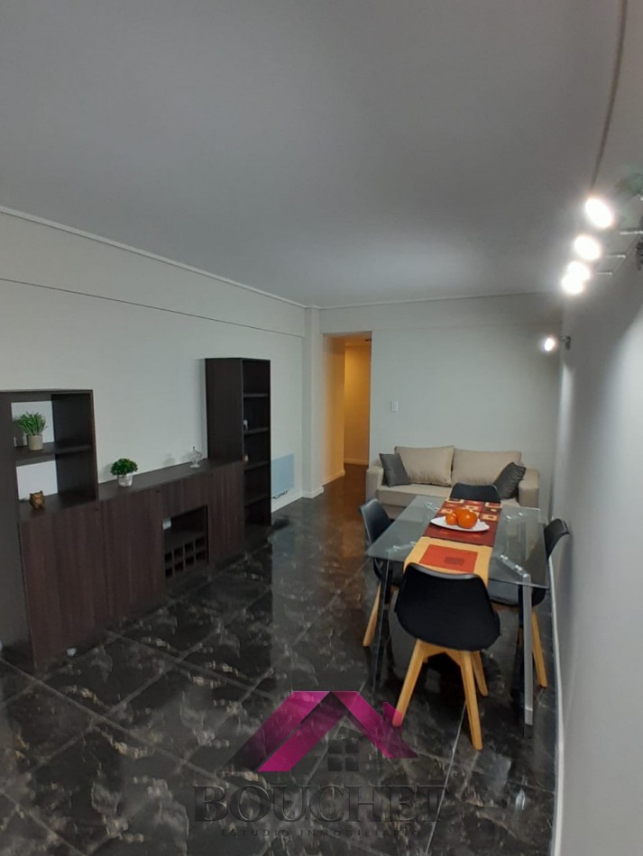 DEPARTAMENTO 2 AMBIENTES CON DEPENDENCIA Y COCHERA EN VENTA | CENTRO