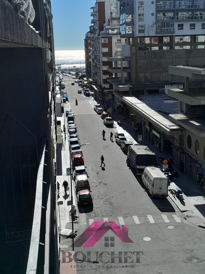 DEPARTAMENTO 2 AMBIENTES CON DEPENDENCIA Y COCHERA EN VENTA | CENTRO