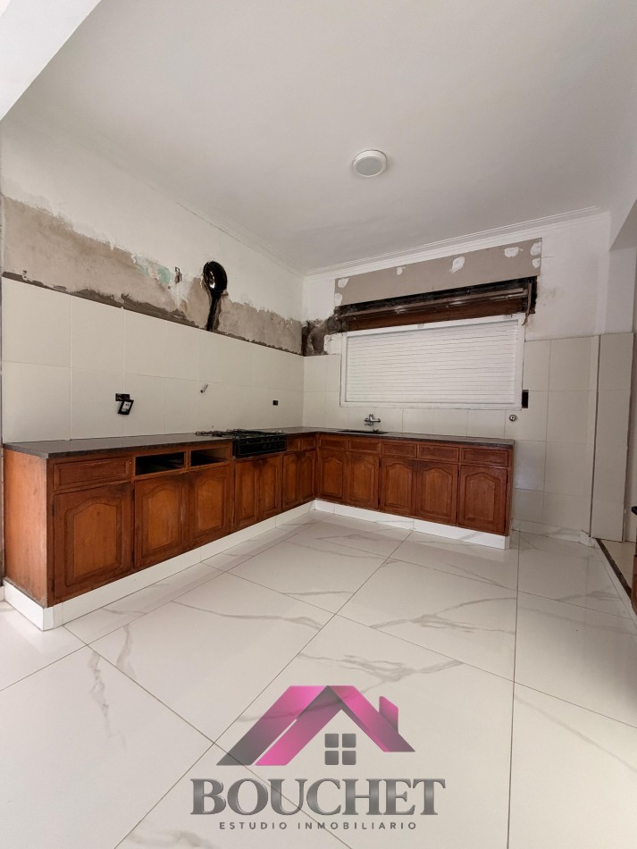 CHALET 4 AMBIENTES LOTE PROPIO EN VENTA | VILLA LOURDES