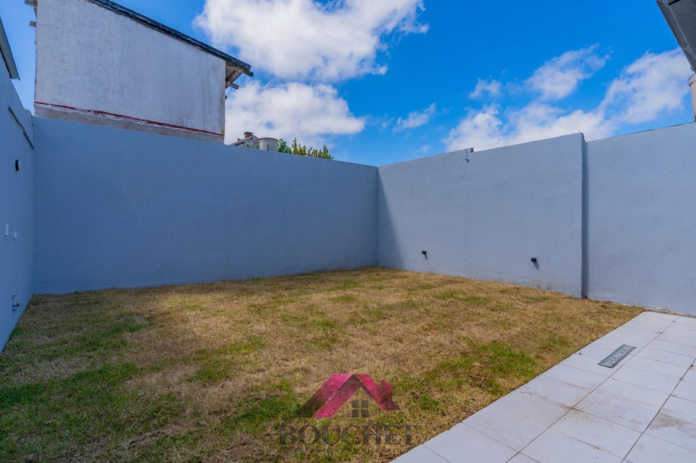 CASA 3 AMBIENTES CON PARQUE A ESTRENAR EN VENTA | SAN JOSE