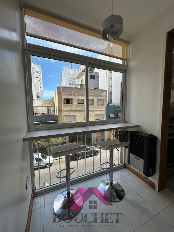 DEPARTAMENTO 2 AMBIENTES A LA CALLE EN VENTA | CENTRO