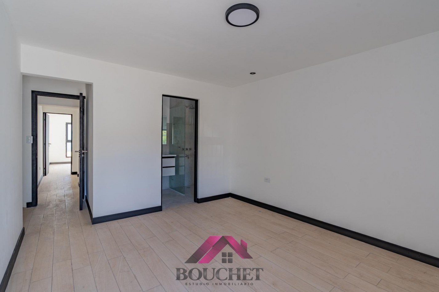 CASA 3 AMBIENTES CON PARQUE A ESTRENAR EN VENTA | SAN JOSE