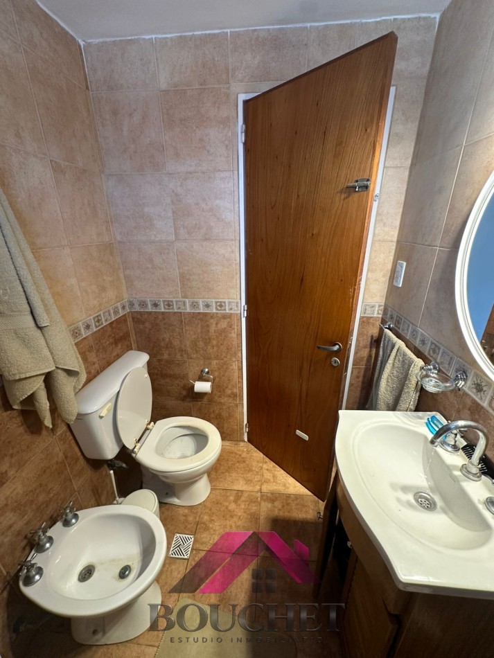 DEPARTAMENTO 2 AMBIENTES A LA CALLE CON BALCON EN VENTA | PARQUE LURO