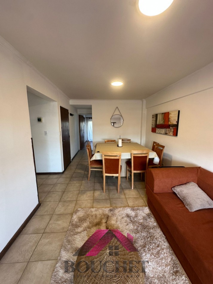 DEPARTAMENTO 2 AMBIENTES A LA CALLE CON BALCON EN VENTA | PARQUE LURO