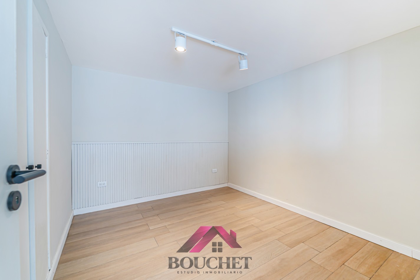DEPARTAMENTO 3 AMBIENTES CON PATIO EN VENTA | PRIMERA JUNTA
