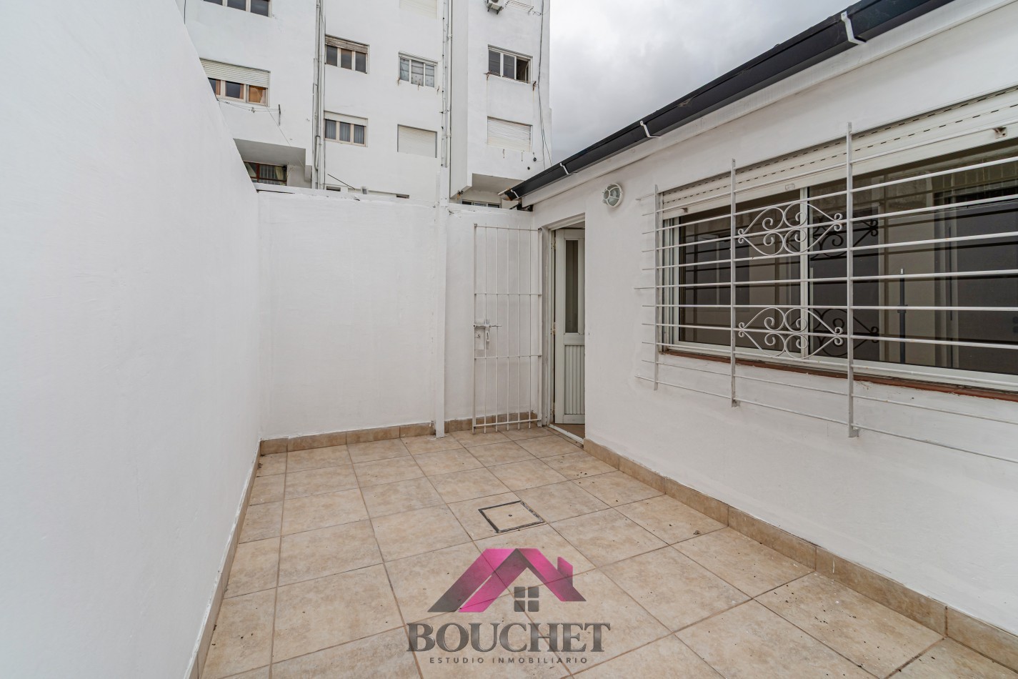 DEPARTAMENTO 3 AMBIENTES CON PATIO EN VENTA | PRIMERA JUNTA