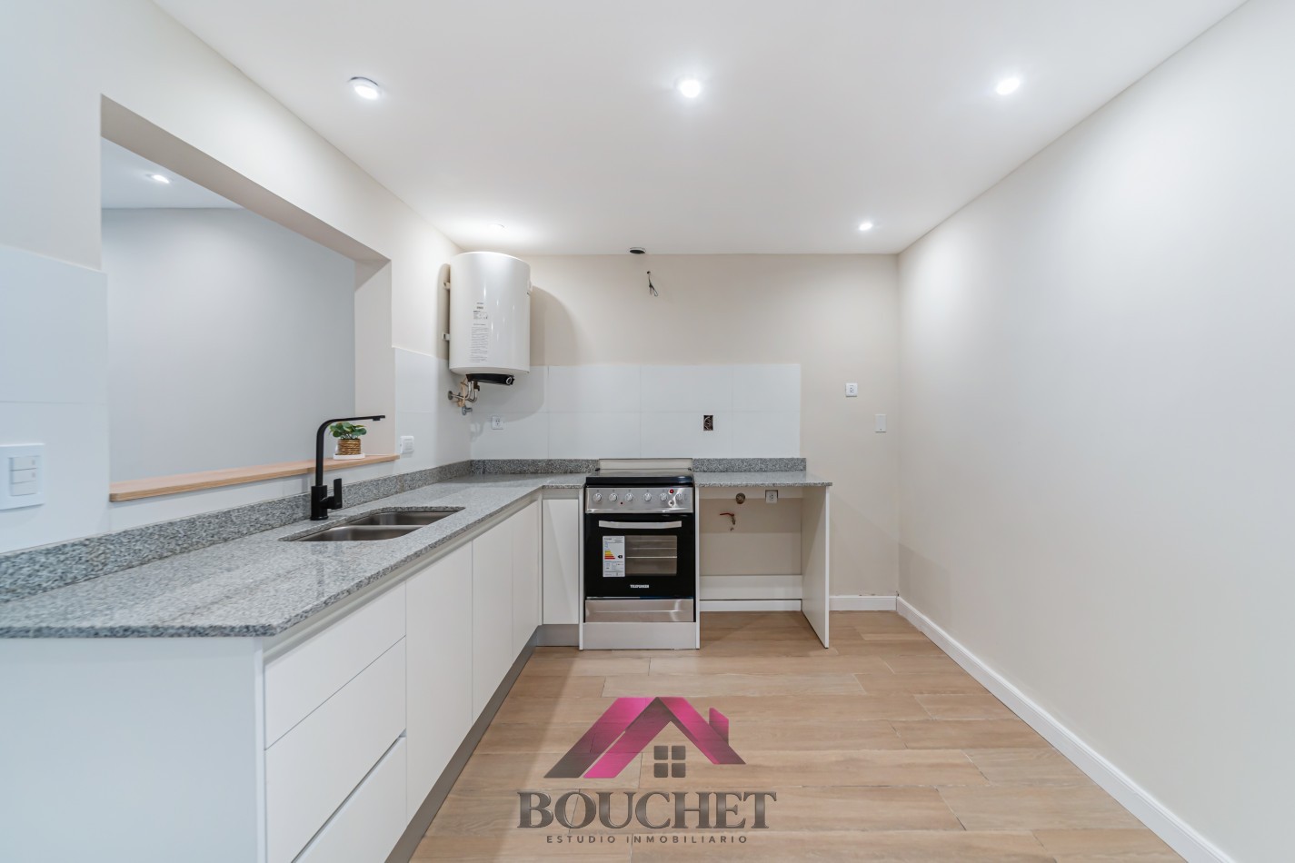 DEPARTAMENTO 3 AMBIENTES CON PATIO EN VENTA | PRIMERA JUNTA