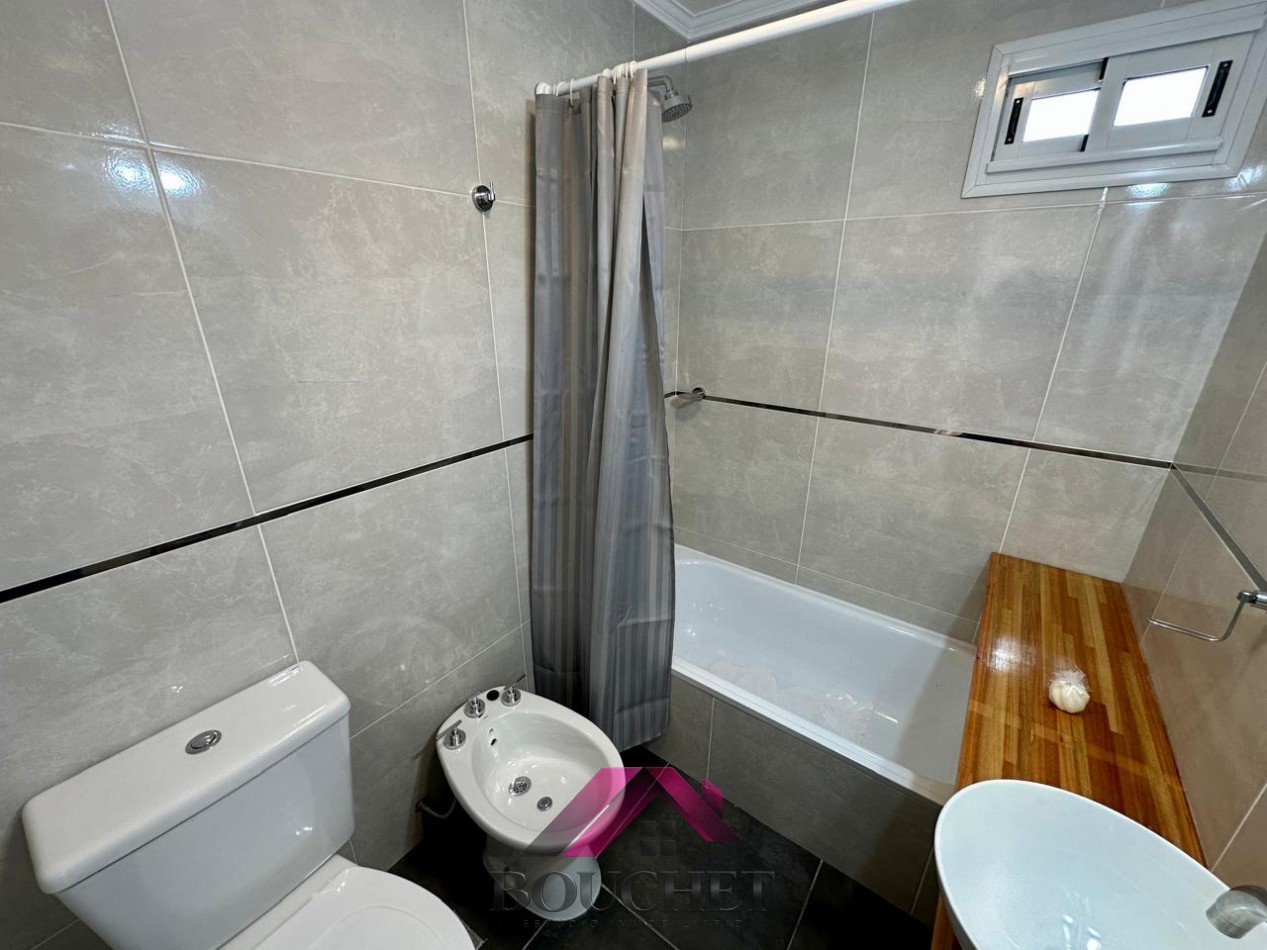 DEPARTAMENTO 2 AMBIENTES CON DEPENDENCIA EN VENTA | PLAZA COLON