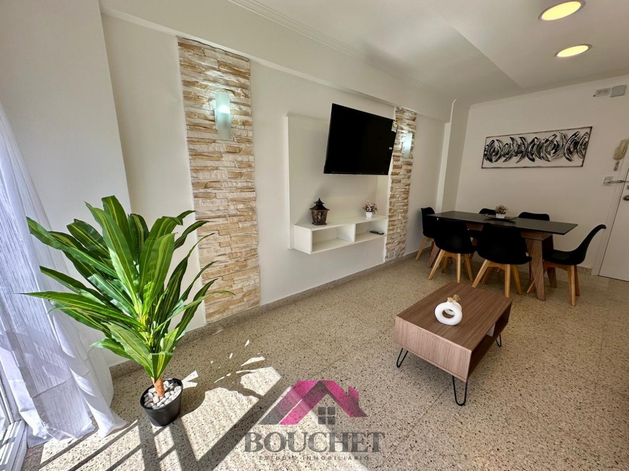 DEPARTAMENTO 2 AMBIENTES CON DEPENDENCIA EN VENTA | PLAZA COLON